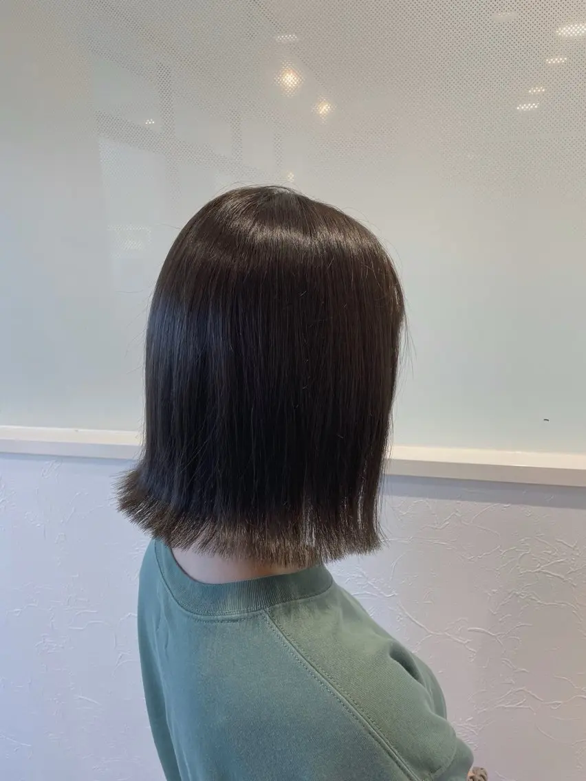ミディアム un knownのヘアスタイル