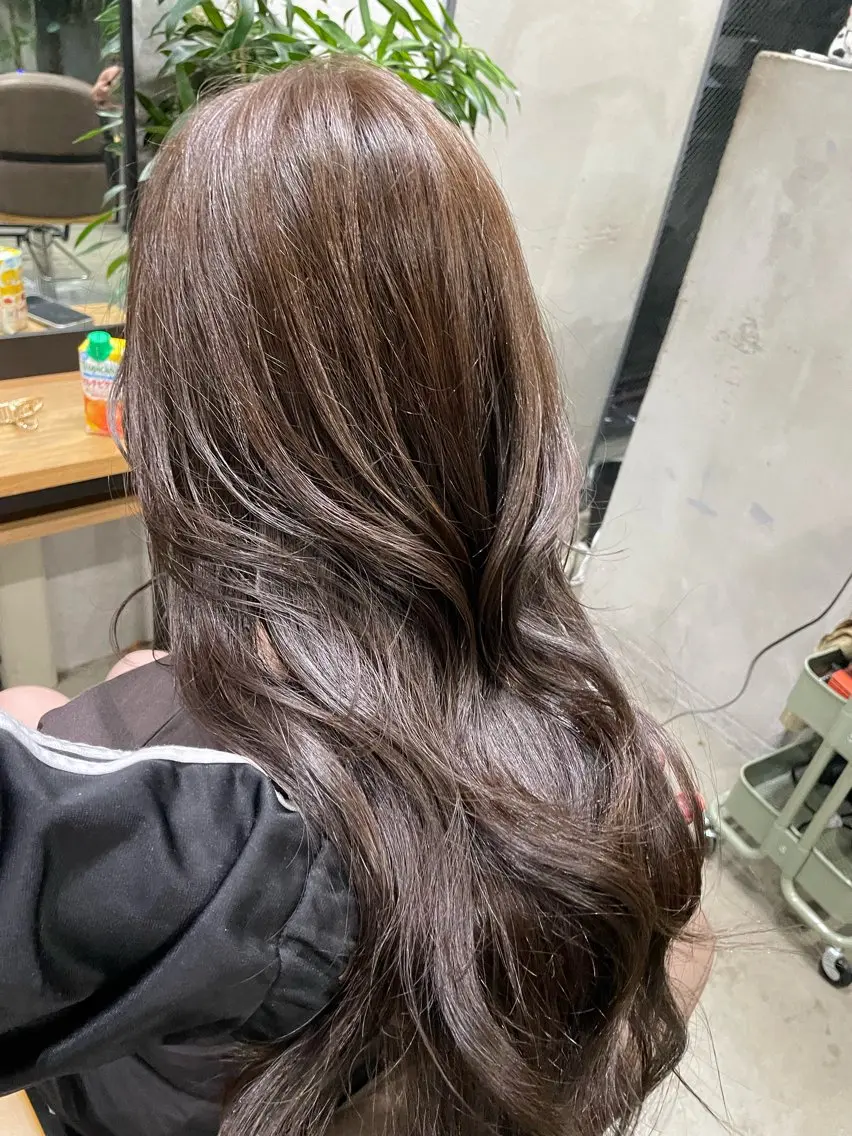 ロング カラー レイヤーカット AIRI layer cut hairのヘアスタイル