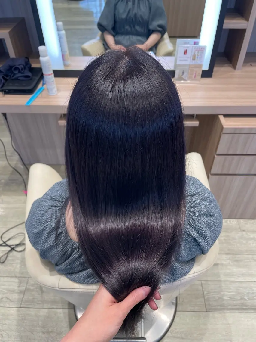 【✨ダメージが気になる方オススメ✨】極上髪質改善カラー&カット💇‍♀️の写真