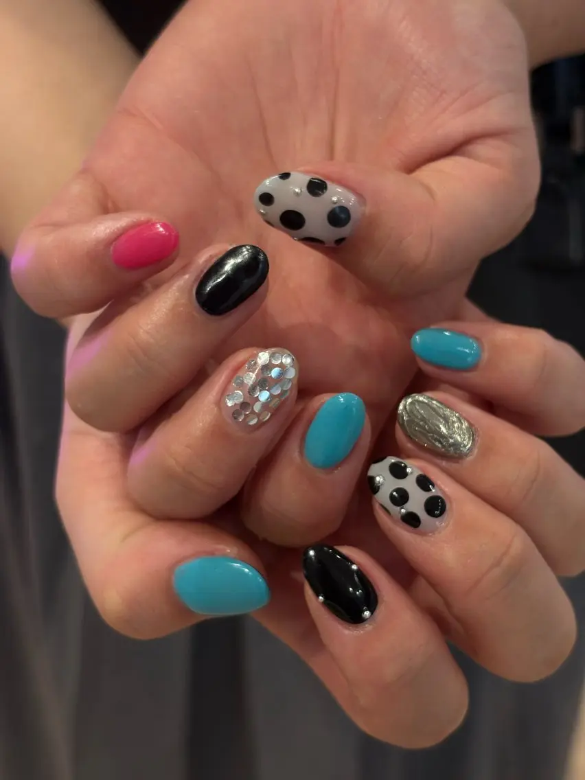 ネイル ハンドネイル フットネイル yuri / 個性派nailのネイルデザイン
