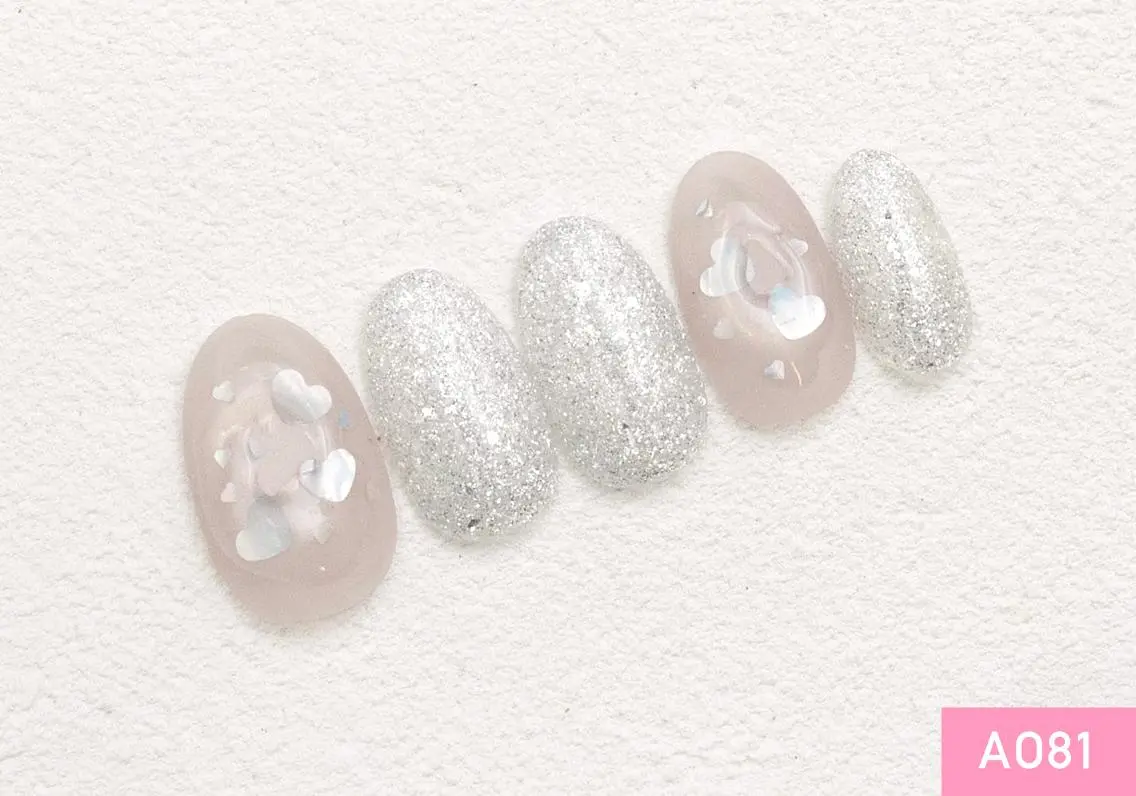 ネイル シルバー 池袋🫧 Nailのネイルデザイン