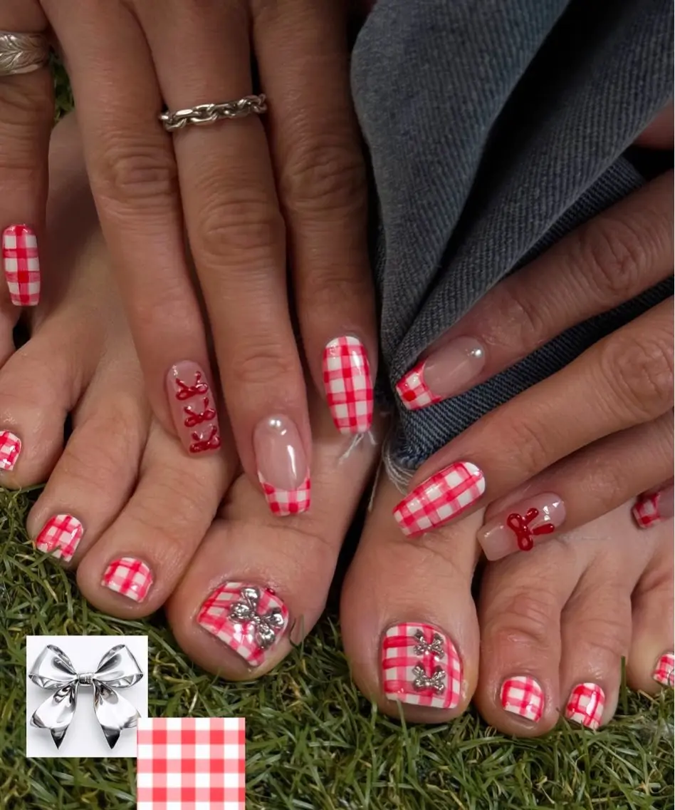 ネイル アートネイル オーロラネイル チークネイル フレンチネイル ガラスフレンチ ハンドネイル 🎀🎀YooLi Nail Salonのネイルデザイン