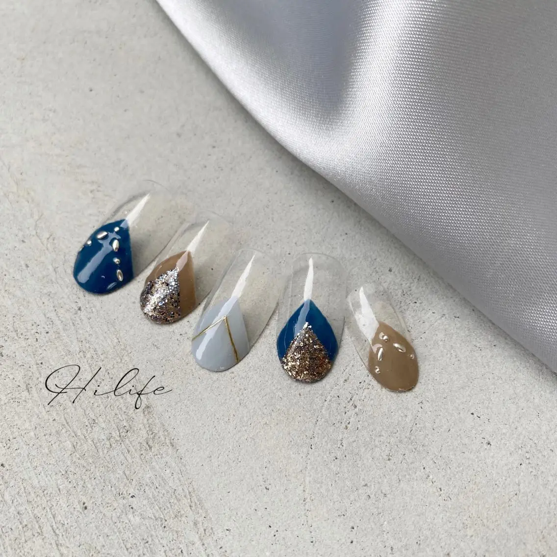 ネイル フレンチネイル Nail Adore.のネイルデザイン