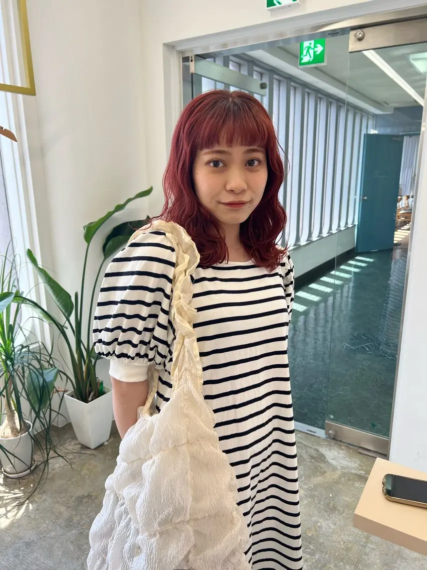 ミディアム カラー SUNDAZED Sayakaのヘアスタイル