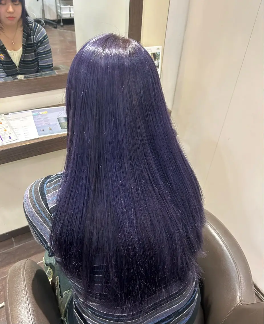 カラー ダブルカラー イヤリングカラー ハイトーンカラー インナーカラー 髪質改善 ヘアカラー ♡ハイトーン★ ネイル/しの♡のヘアスタイル