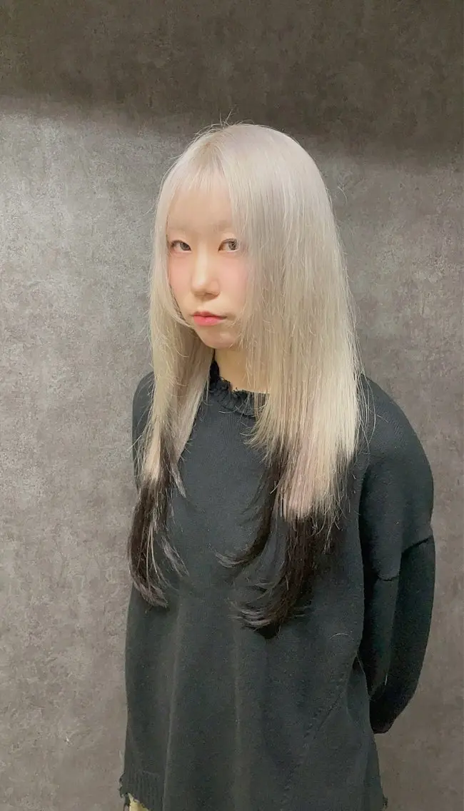 ロング カラー ブリーチ エクステ ヘアカラー エクステ ナリキ/ダブルカラー /ダブルカラーモデルのヘアスタイル