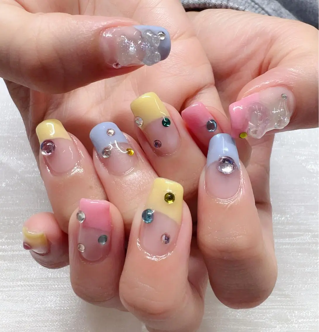 ネイル ハンドネイル AngelChris ビューティーサロンのネイルデザイン