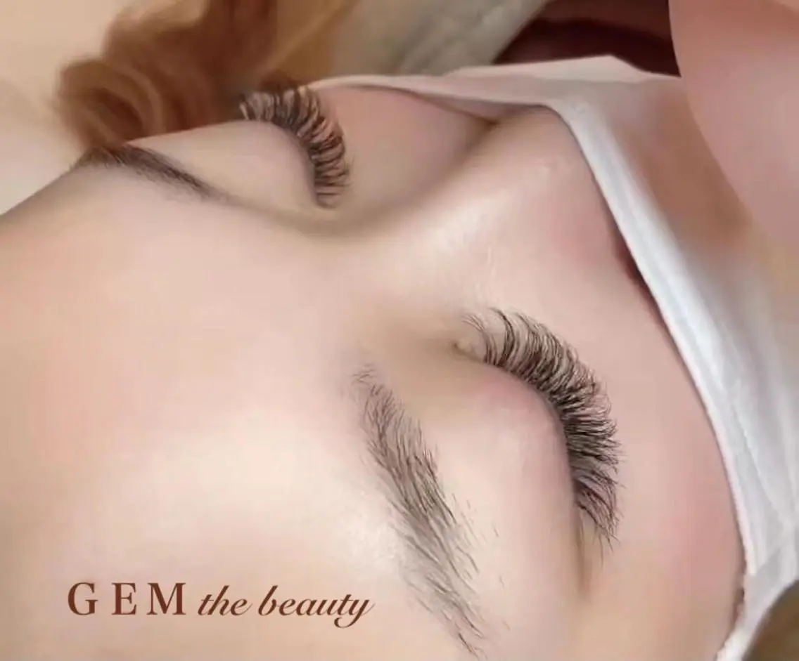 🎀高級フラットラッシュ100本の写真