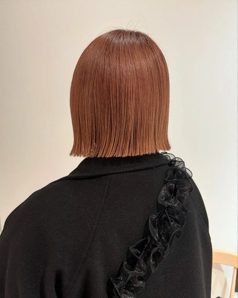 ミディアム カット いとう ほのかのヘアスタイル