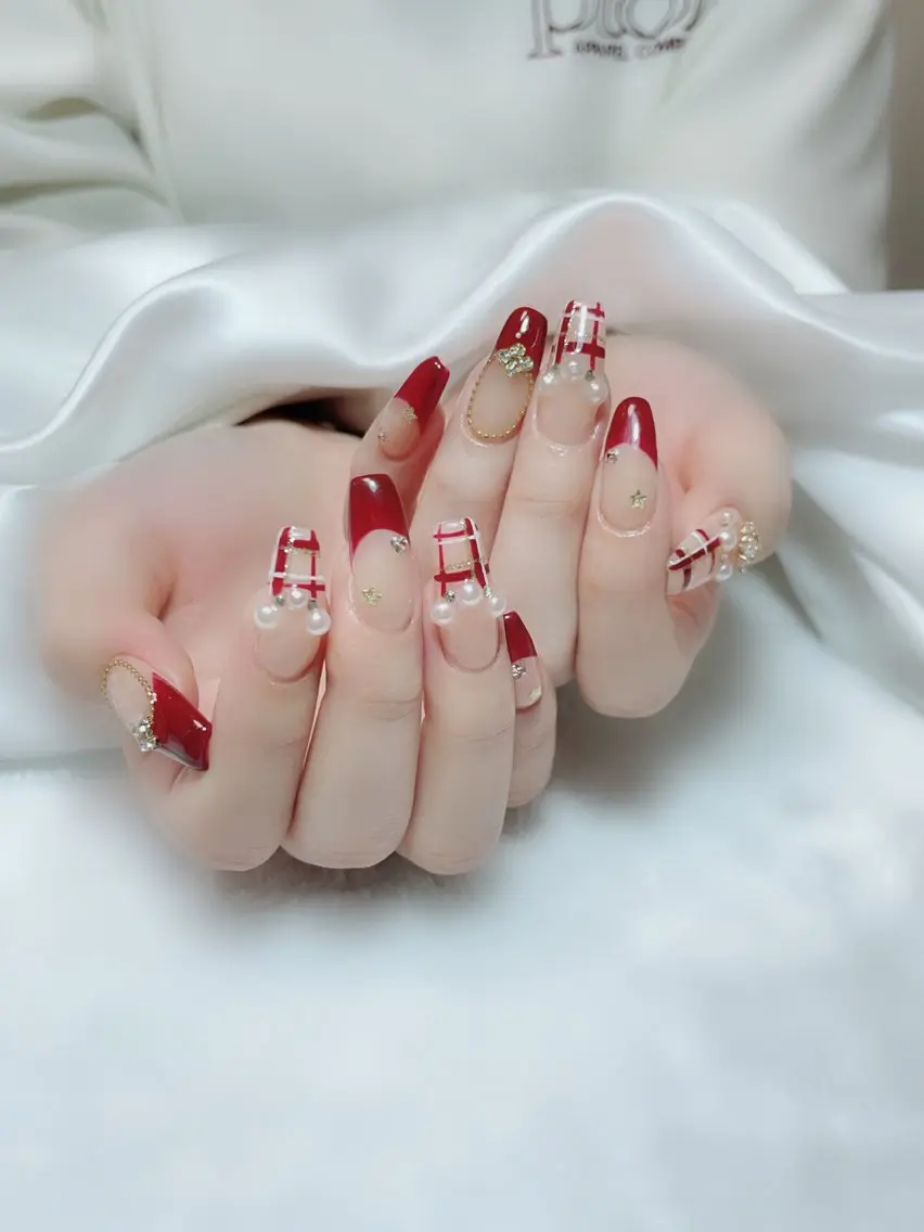 ネイル Amina nail salonのネイルデザイン