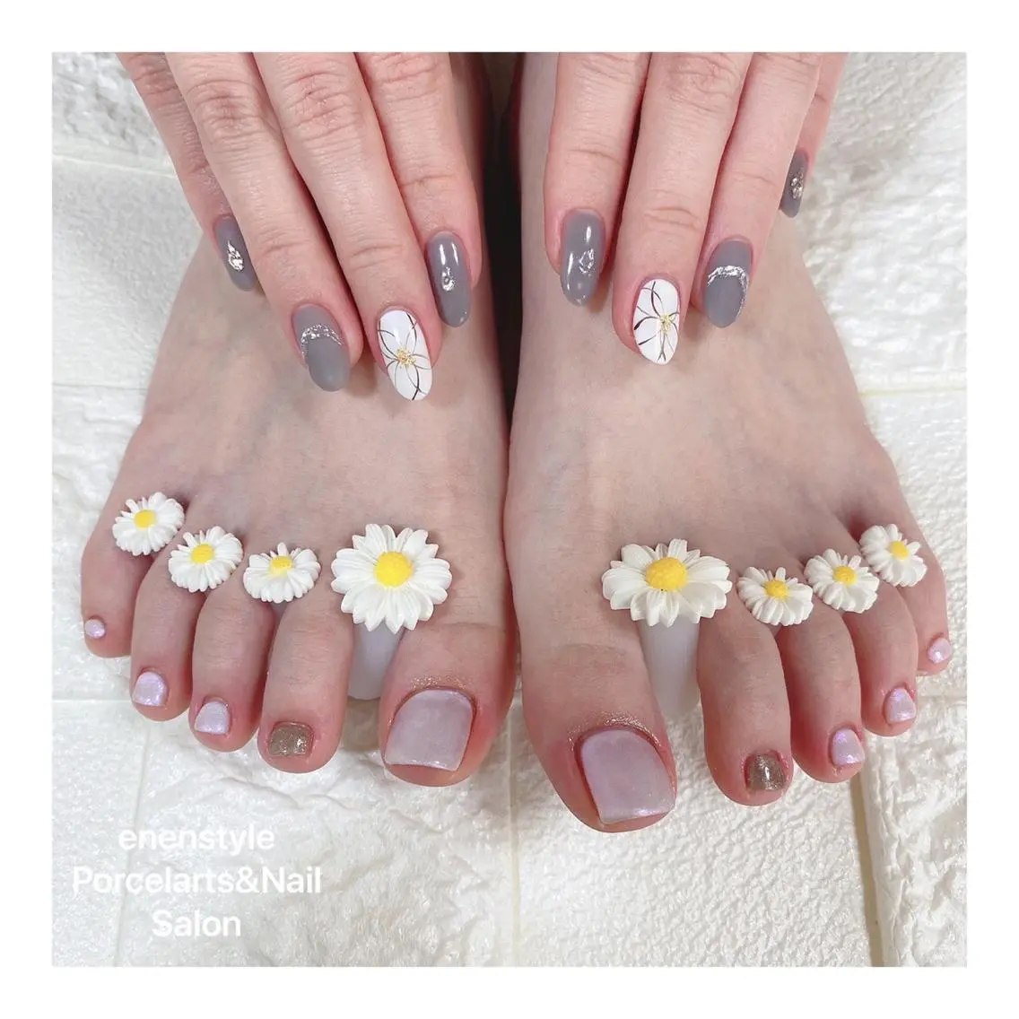 ミディアム ネイル ハンドネイル 🐾enen style 🐾のネイルデザイン