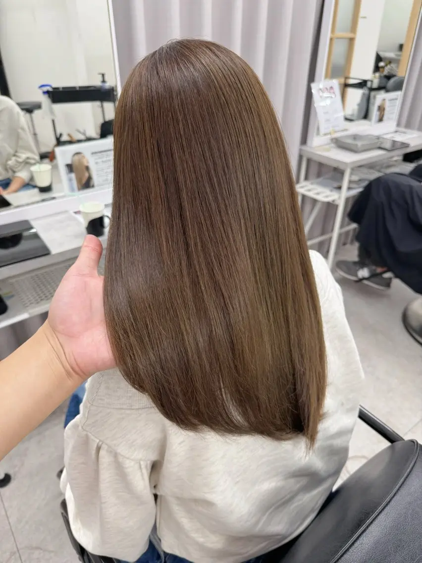 ロング カラー ベージュカラー ブラウンカラー ブラウンベージュ 透明感カラー 髪質改善 縮毛矯正×髪質改善 店長　DAITOのヘアスタイル