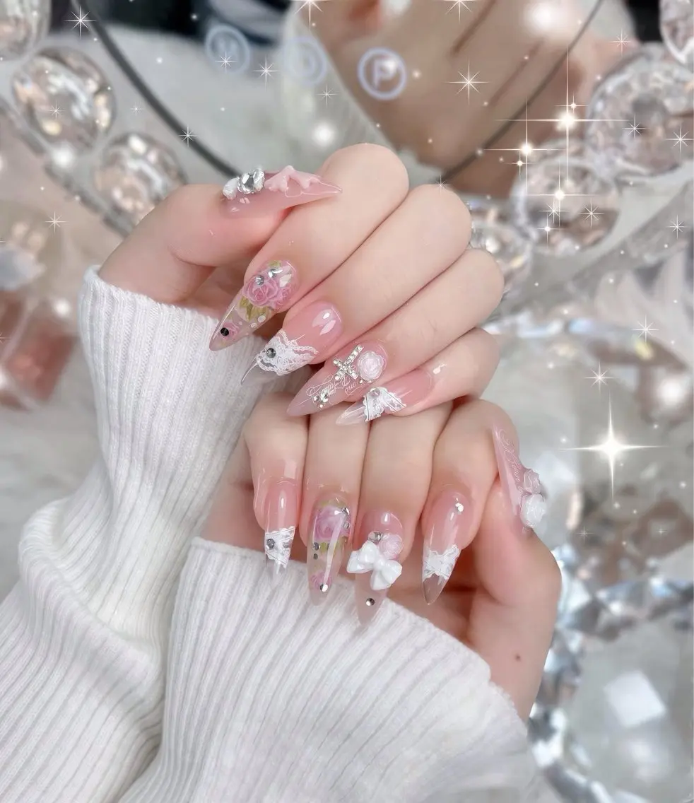【SNS人気】10本チップ長さだし🎶レースアートやり放題🎀🩵20％🉐の写真
