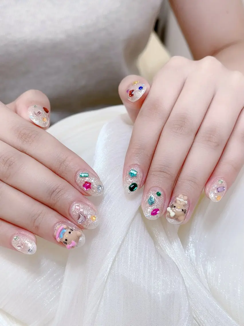 ネイル チークネイル フレンチネイル グラデーション キラキラネイル 韓国ネイル ハンドネイル DUO MI nail salonのネイルデザイン
