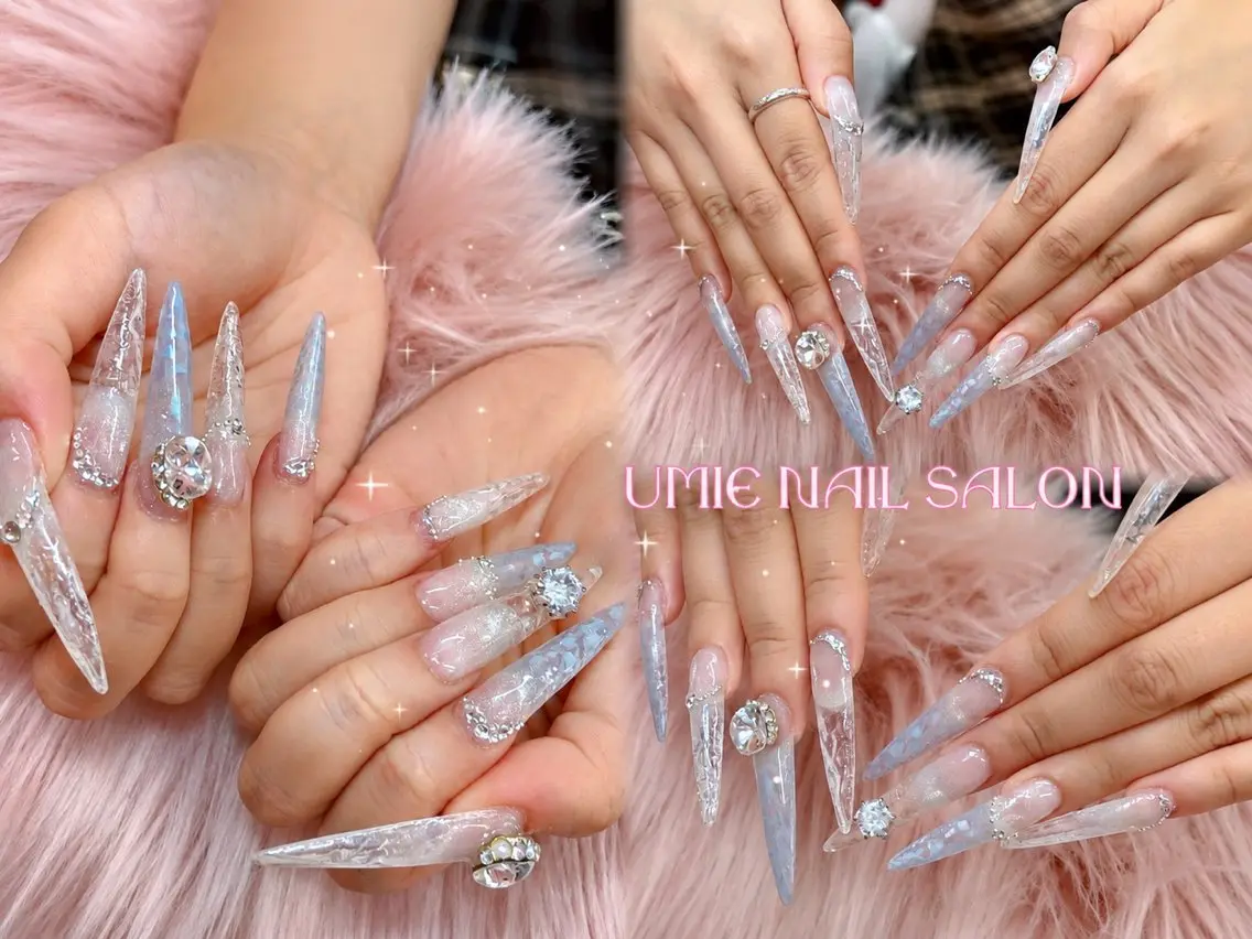 ネイル フットネイル フレンチネイル ジェルネイル ガラスフレンチ マグネットネイル UMIE NAIL SALONのネイルデザイン