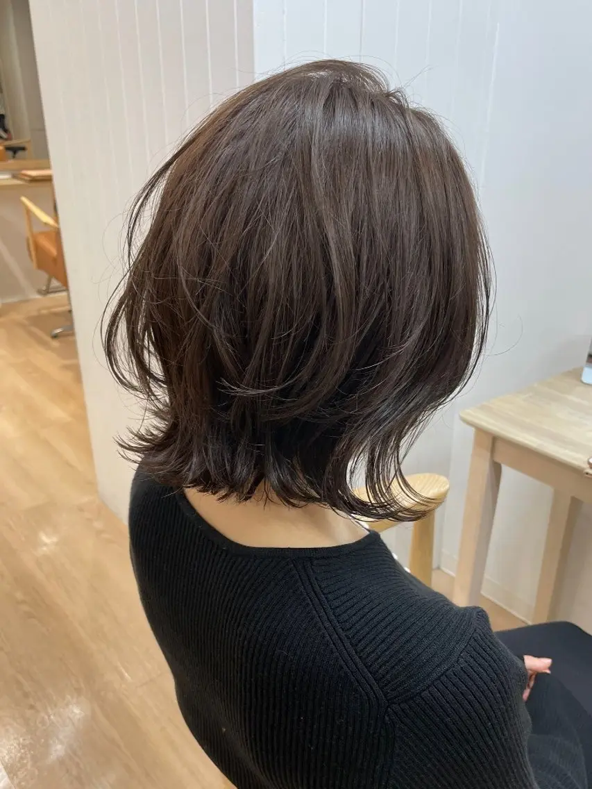 ショート レイヤーカット 外ハネヘア 藤原仁美/レイヤー /透明感カラーのヘアスタイル