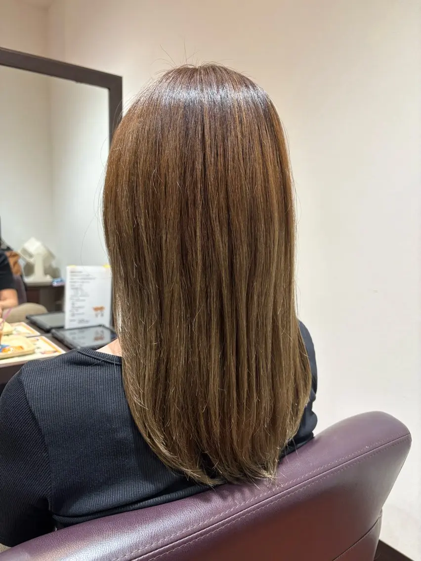 セミロング ヘアカラー 💜堀 有紀💜のヘアスタイル