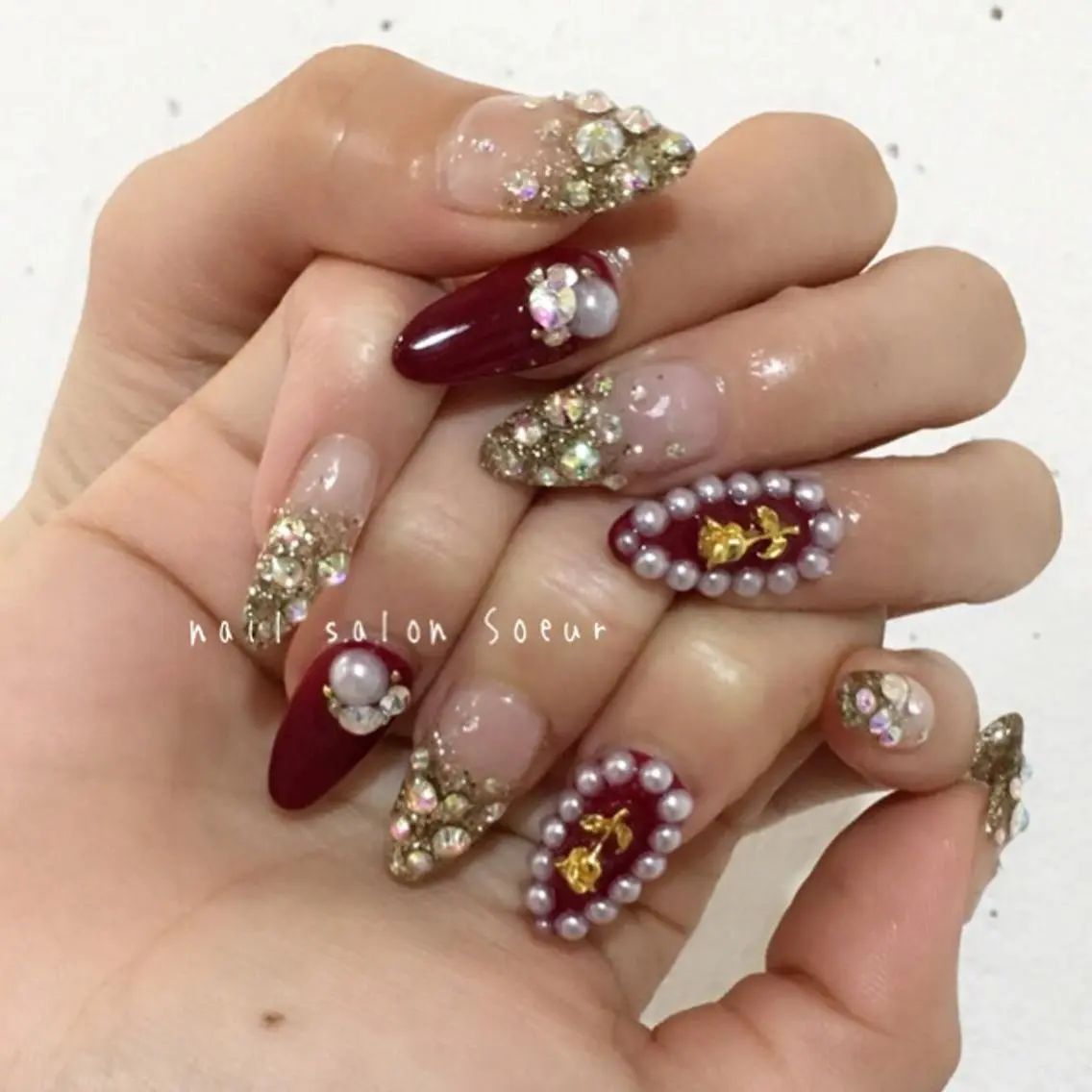 ネイル 成人式 キラキラネイル 持ち込み スカルプネイル ハンドネイル nail salon Soeurのネイルデザイン