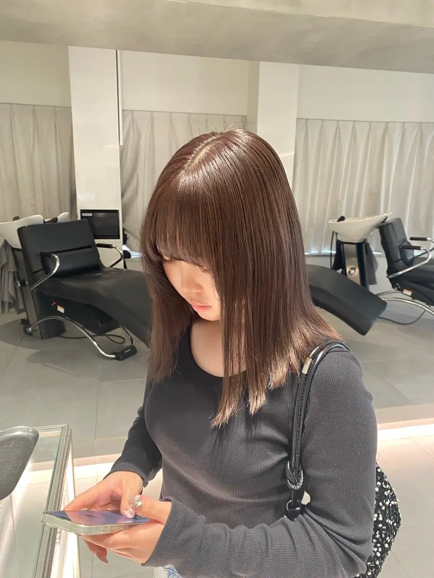 セミロング カラー ヘアカラー トリートメント ヘッドスパ ヘアセット 似合わせボブ✨️ RIEのヘアスタイル