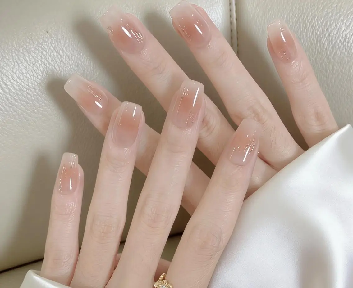 🤍【自爪】チークネイルの写真