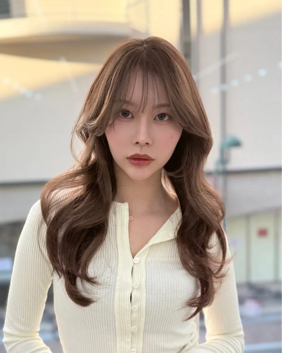 ロング カラー くびれヘア 韓国風ヘア レイヤーカット カット ヘアカラー トリートメント 顔まわり職人🇰🇷 韓国ヘア/KAITOのヘアスタイル