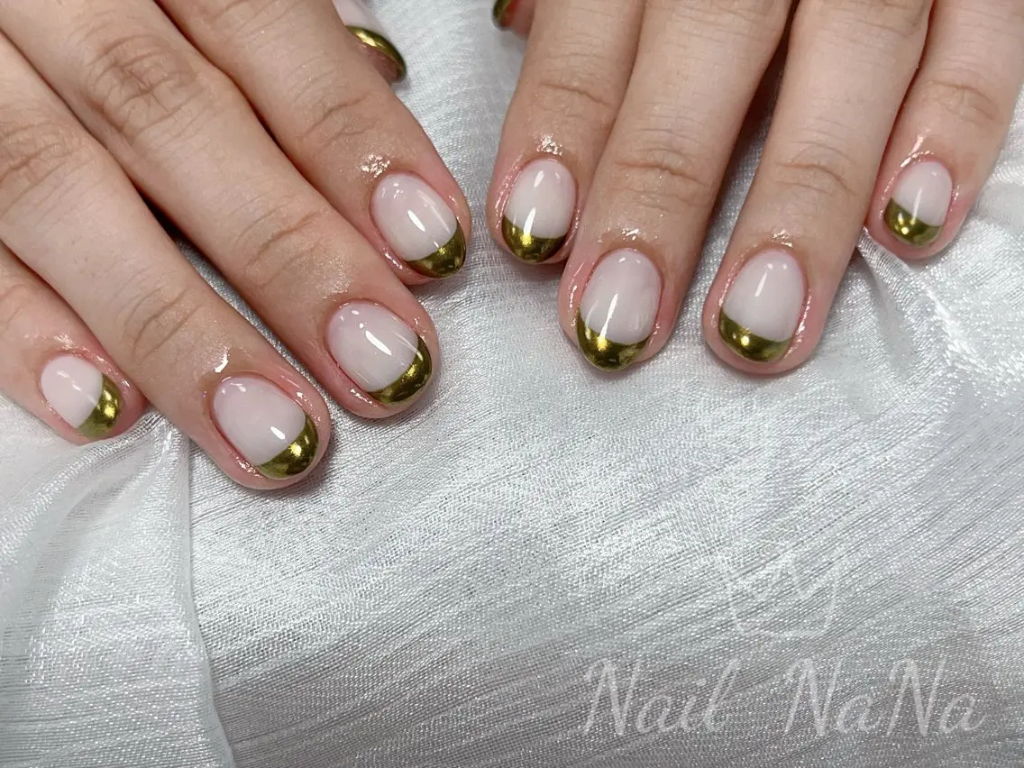 ネイル オーロラネイル フレンチネイル ハンドネイル Nail NaNaのネイルデザイン