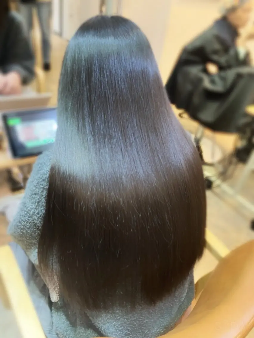 ロング 縮毛矯正 🫧縮毛矯正支持率 No.1 ほのか🫧のヘアスタイル
