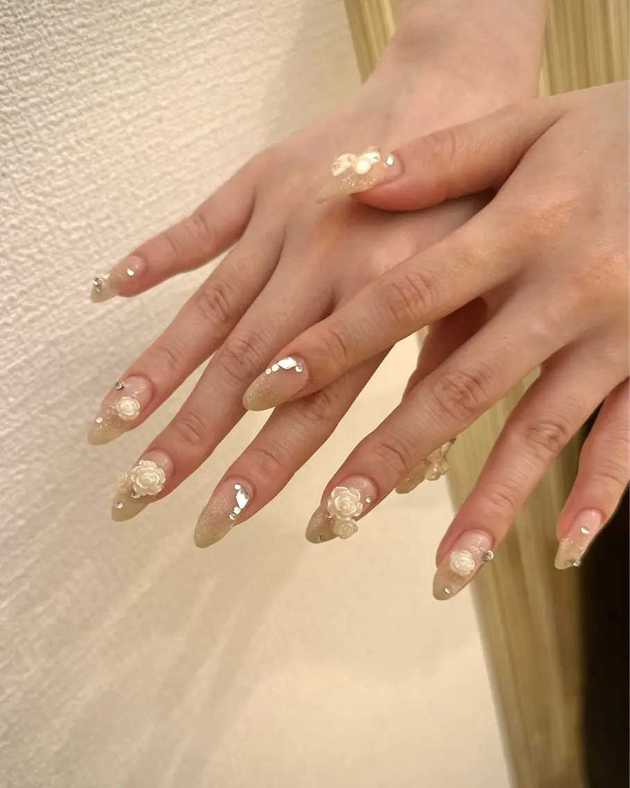 ネイル ストーンネイル ハンドネイル private. nailsalonのネイルデザイン