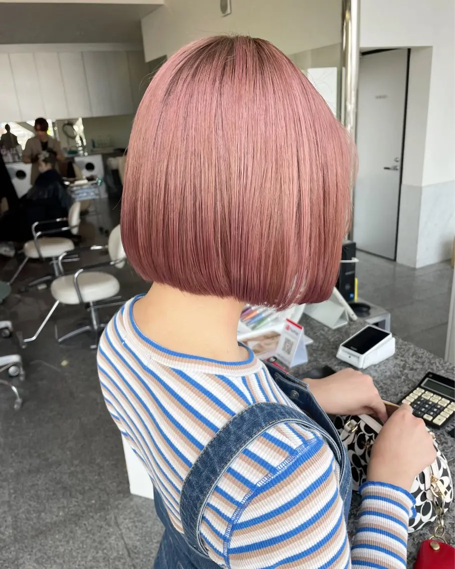 ショート カラー ピンクカラー カット ヘッドスパ ハイトーン/ブリーチ 🤍足立里湖のヘアスタイル