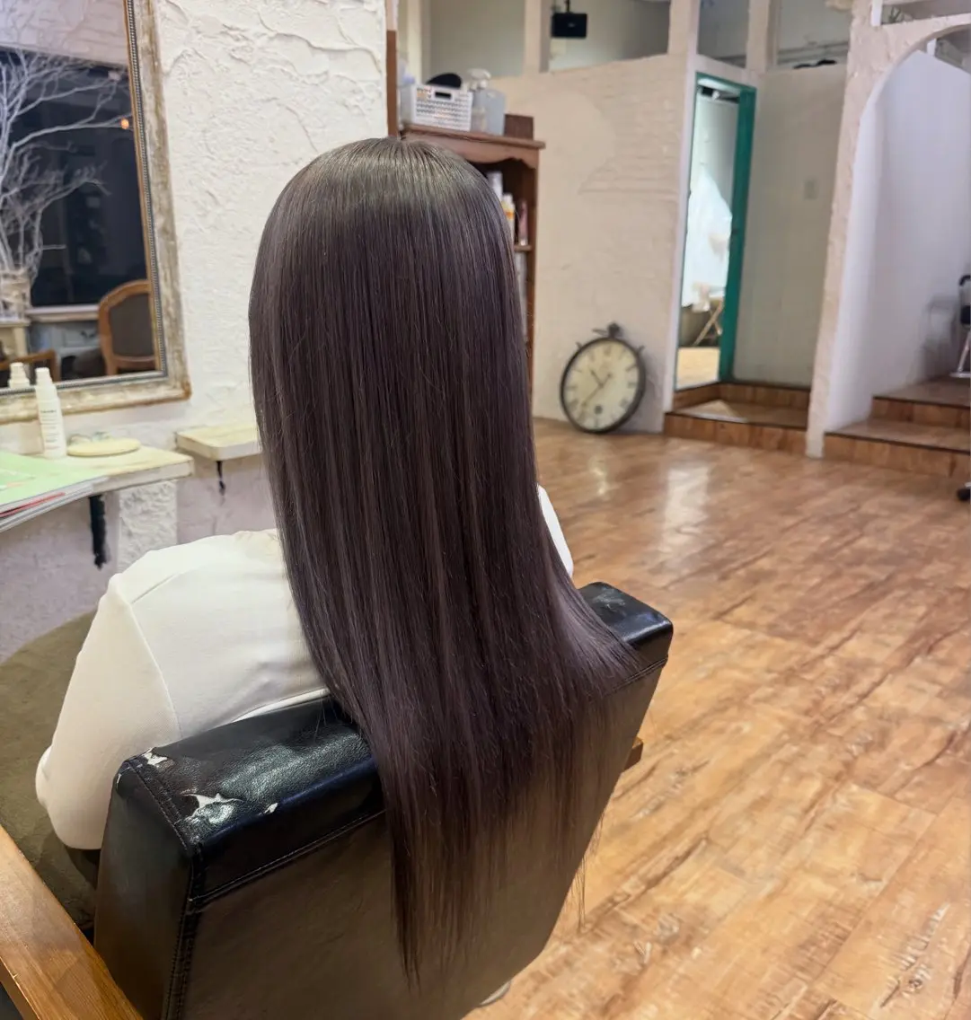 ロング ヘアカラー 佐竹 渚のヘアスタイル