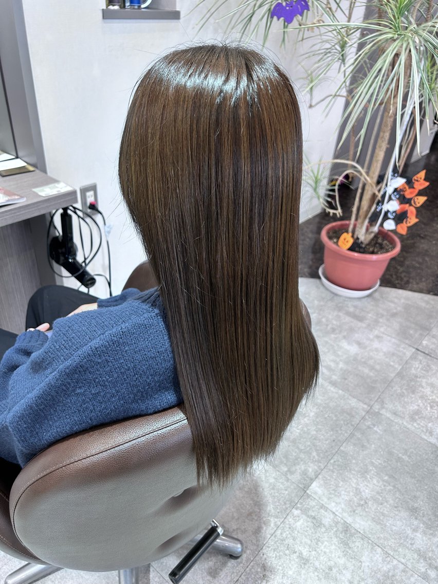 ロング カラー ヘアカラー 大西 葵のヘアスタイル