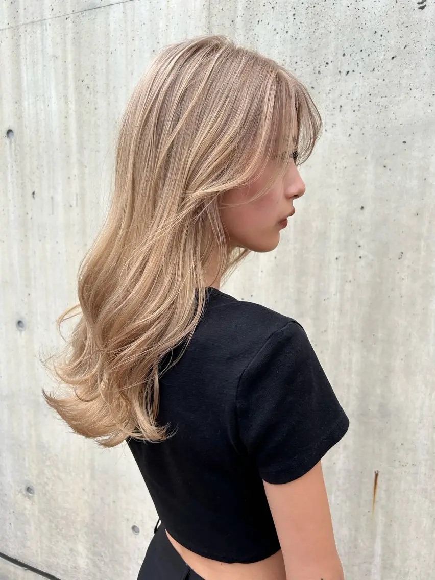 カラー 前田 匡蔵のヘアスタイル