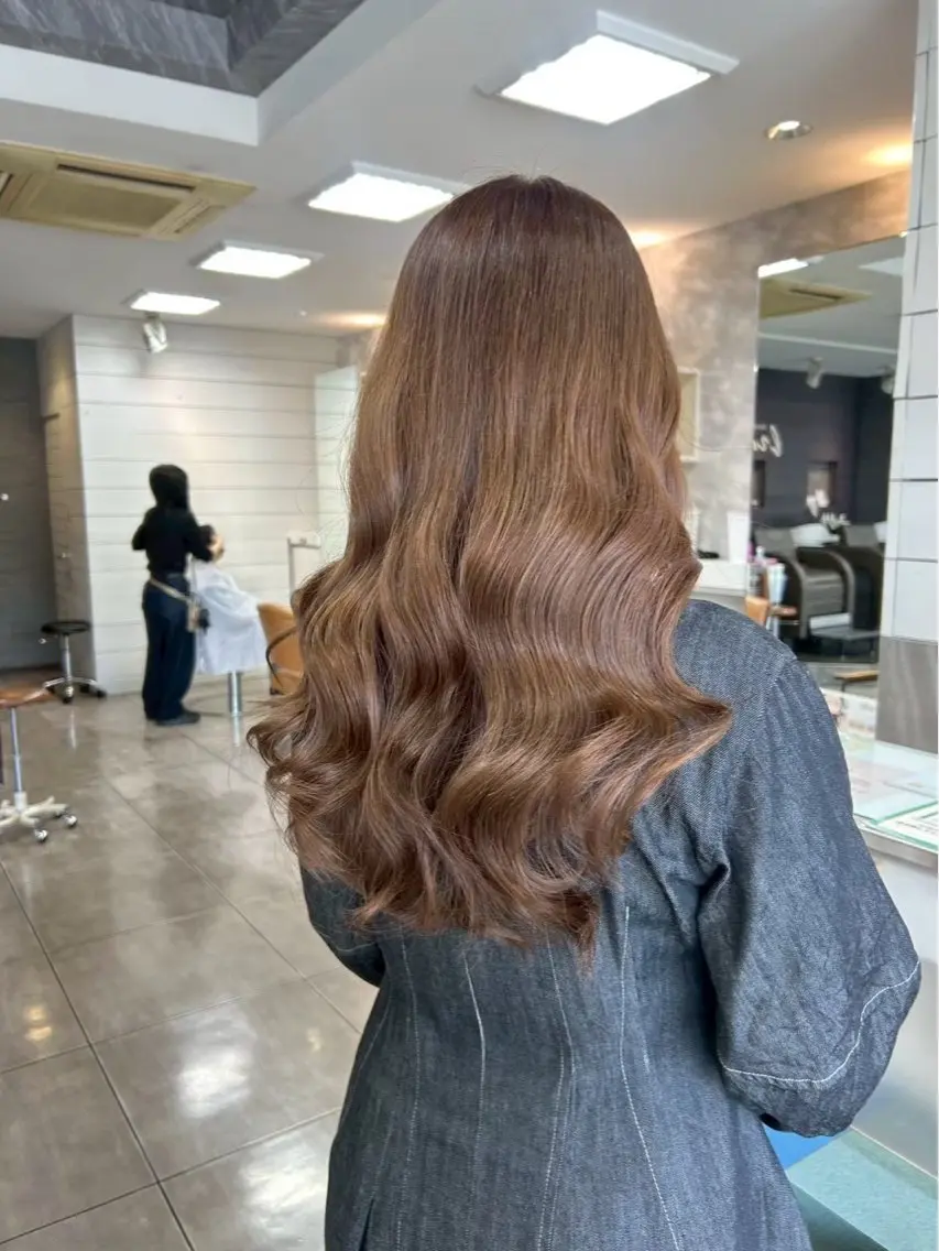 カラー 🌟艶カラー🌟 石中葵のヘアスタイル