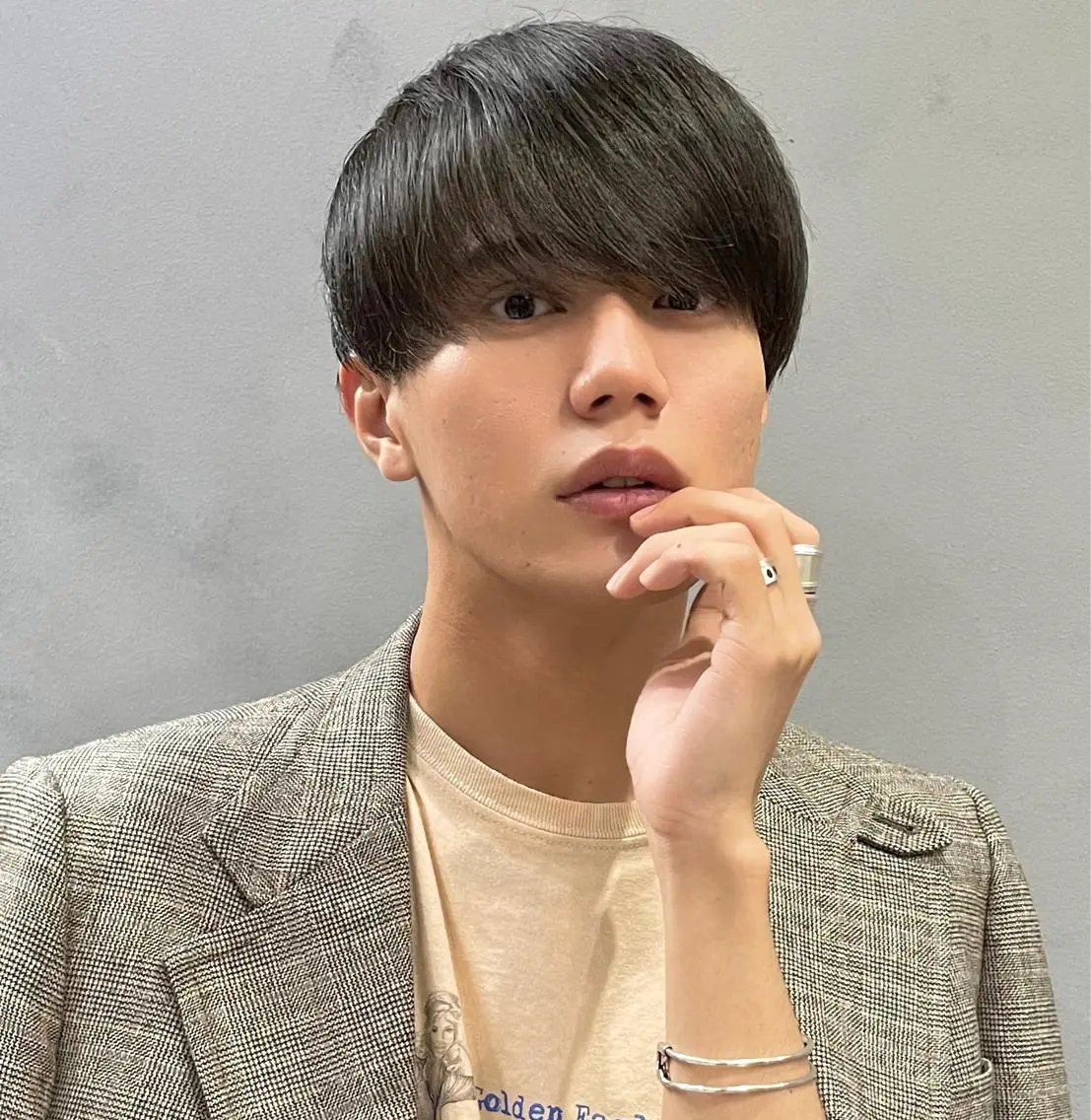 ショート メンズ マッシュ 刈り上げ メンズカット✂️ パーマ寺西優真のヘアスタイル