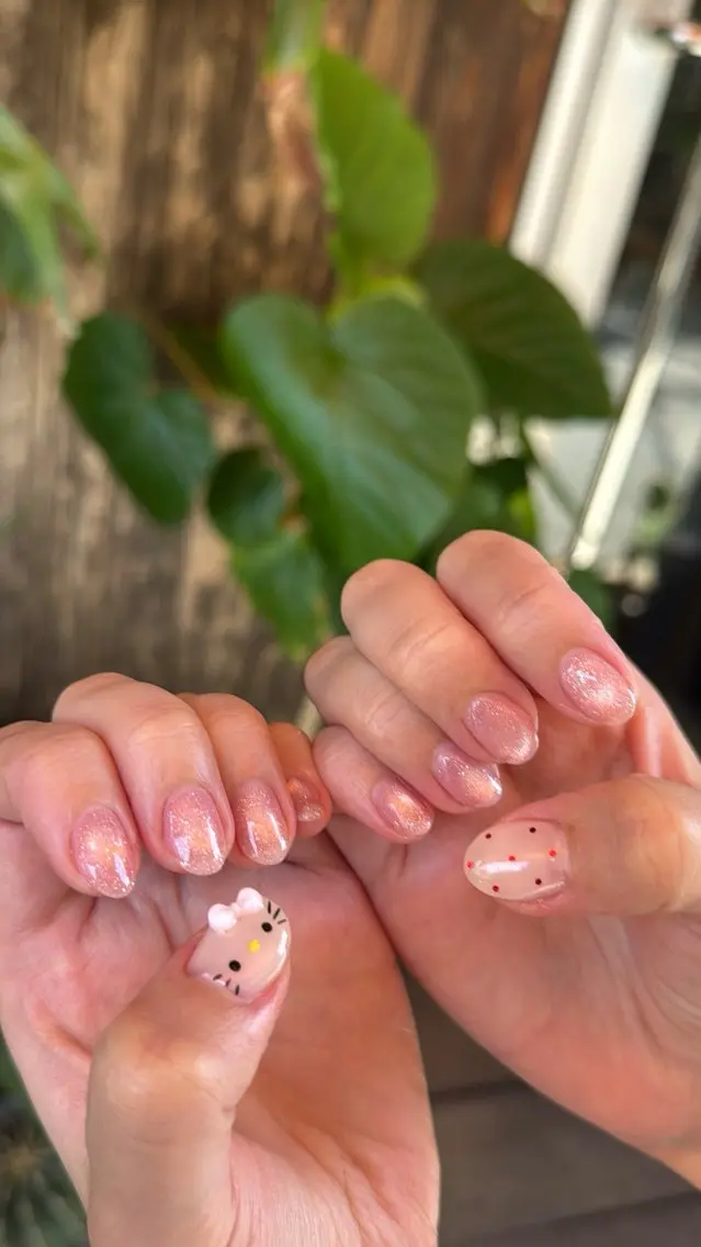ネイル フラッシュネイル フラッシュマグ フットネイル フレンチネイル 韓国ネイル ハンドネイル SAKU nail 作島茜のネイルデザイン