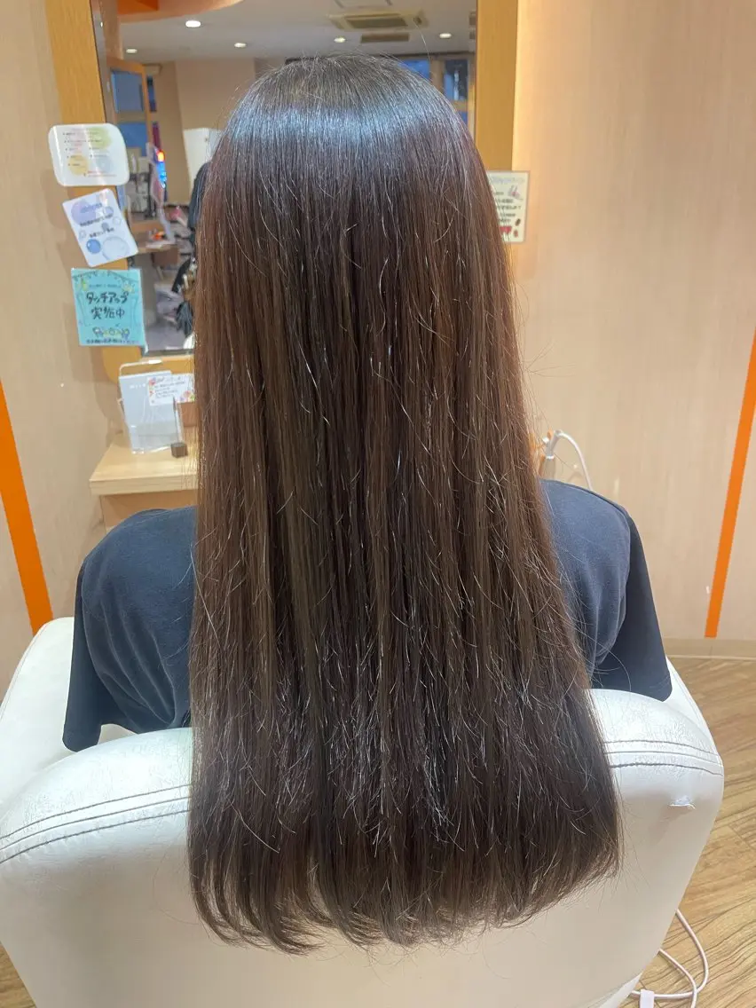 セミロング 寺田 詩のヘアスタイル