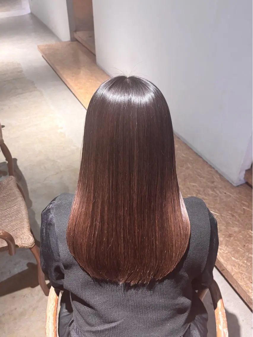 セミロング カット ヘアカラー トリートメント 太田 渚遊のヘアスタイル