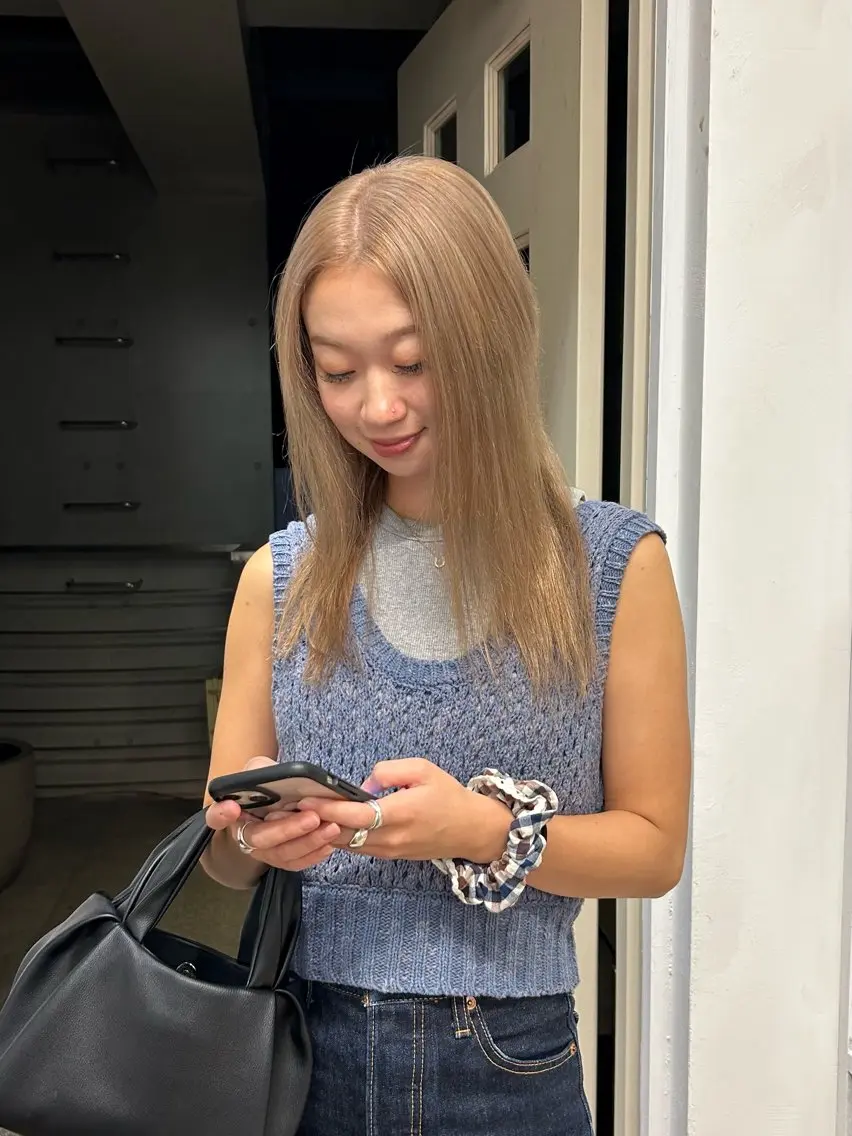 カラー ヘアカラー トリートメント lomalia moekaのヘアスタイル