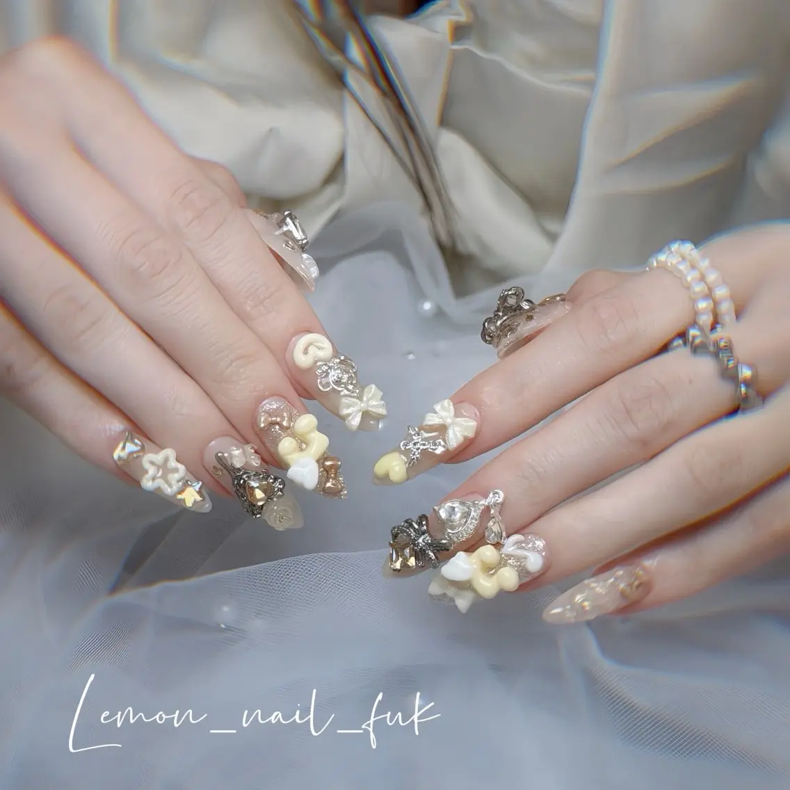 ネイル LEMON NAIL FUK(博多駅前)のネイルデザイン