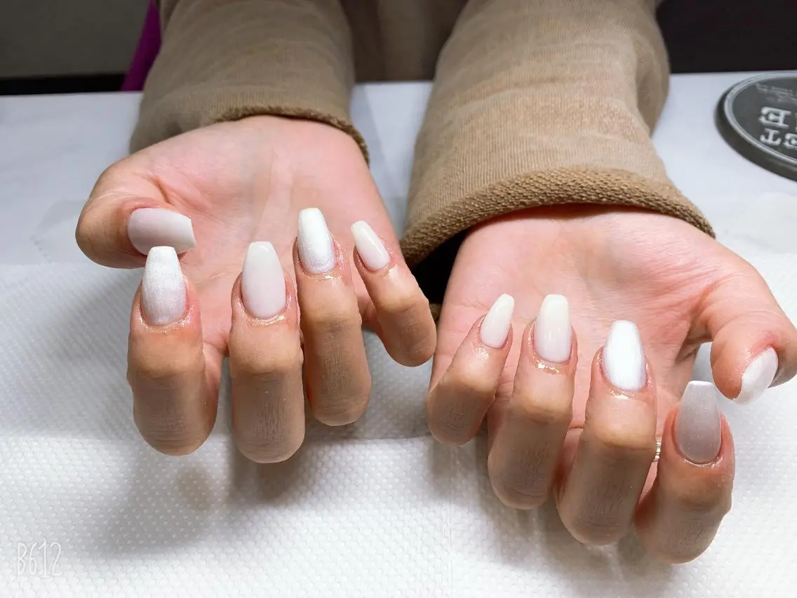 ネイル ワンカラーネイル FLY Nail Salonのネイルデザイン