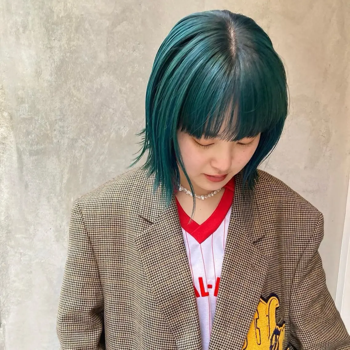 ミディアム カット ヘアカラー トリートメント newi広島 tomokaのヘアスタイル
