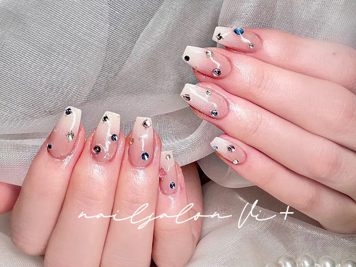 ネイル ハンドネイル ✨Nailsalon Vi+✨のネイルデザイン