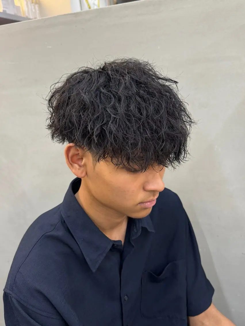 パーマ メンズ メンズパーマ 波巻きパーマ 波巻き得意 メンズ美容師/松井陸のヘアスタイル