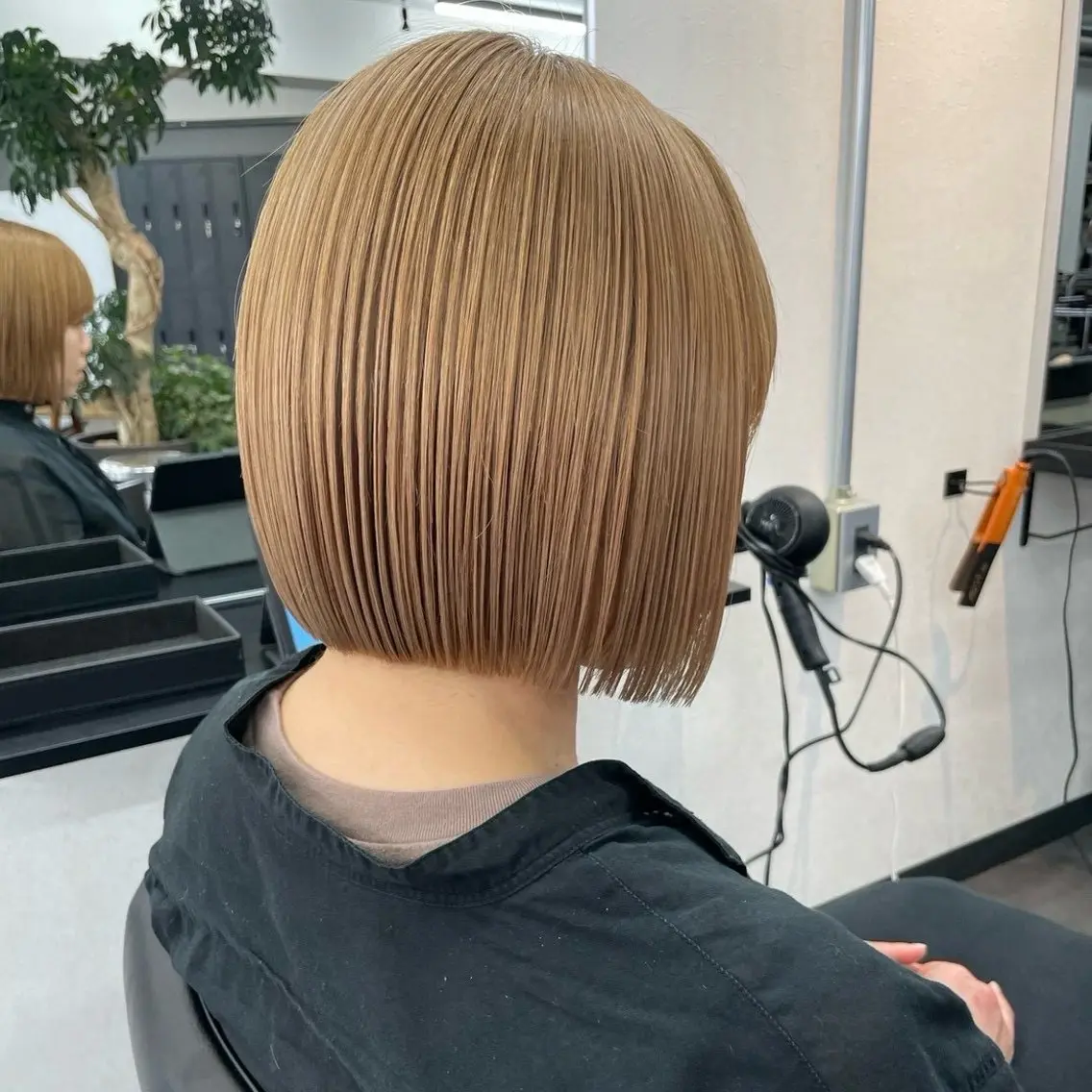 ショート カラー ヘアアレンジ ボブ指名1位/パツッ とボブ/似合わせのヘアスタイル