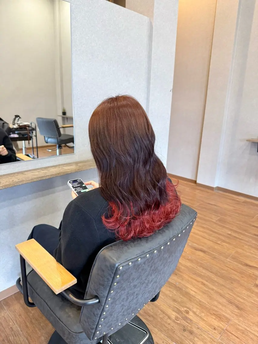 ロング カラー ヘアカラー トリートメント 鵜飼 真伍のヘアスタイル