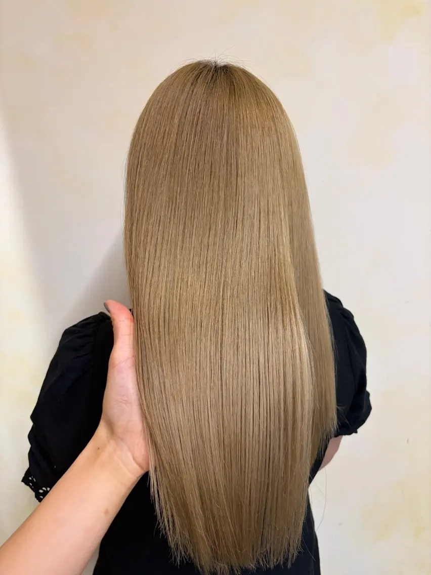 ロング トリートメント clutchトモカ 艶髪/髪質改善🫧のヘアスタイル