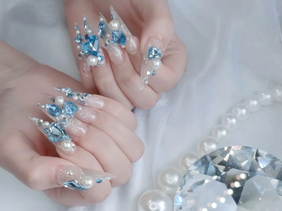 ネイル オーロラネイル チークネイル 桜ネイル クリアネイル ドット ハンドネイル Rin Nail Shinokuboのネイルデザイン
