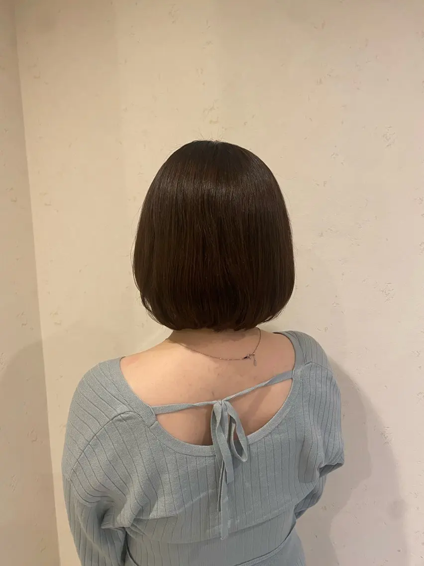 ショート カラー 佐々木 愛里のヘアスタイル