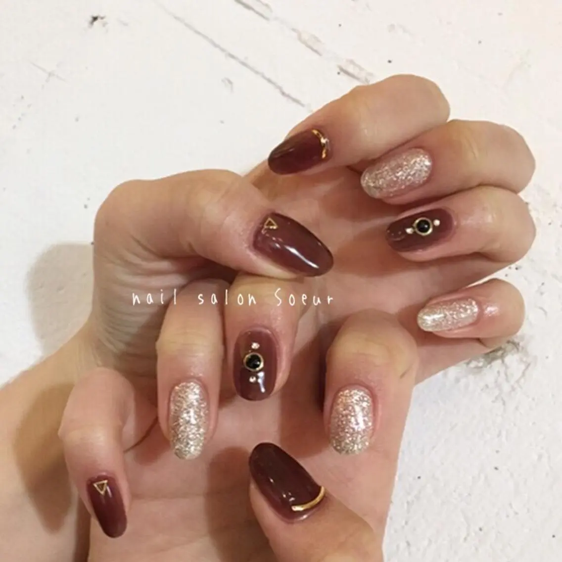 ネイル ブラウン ジェルネイル ワンカラーネイル ストーンネイル nail salon Soeurのネイルデザイン