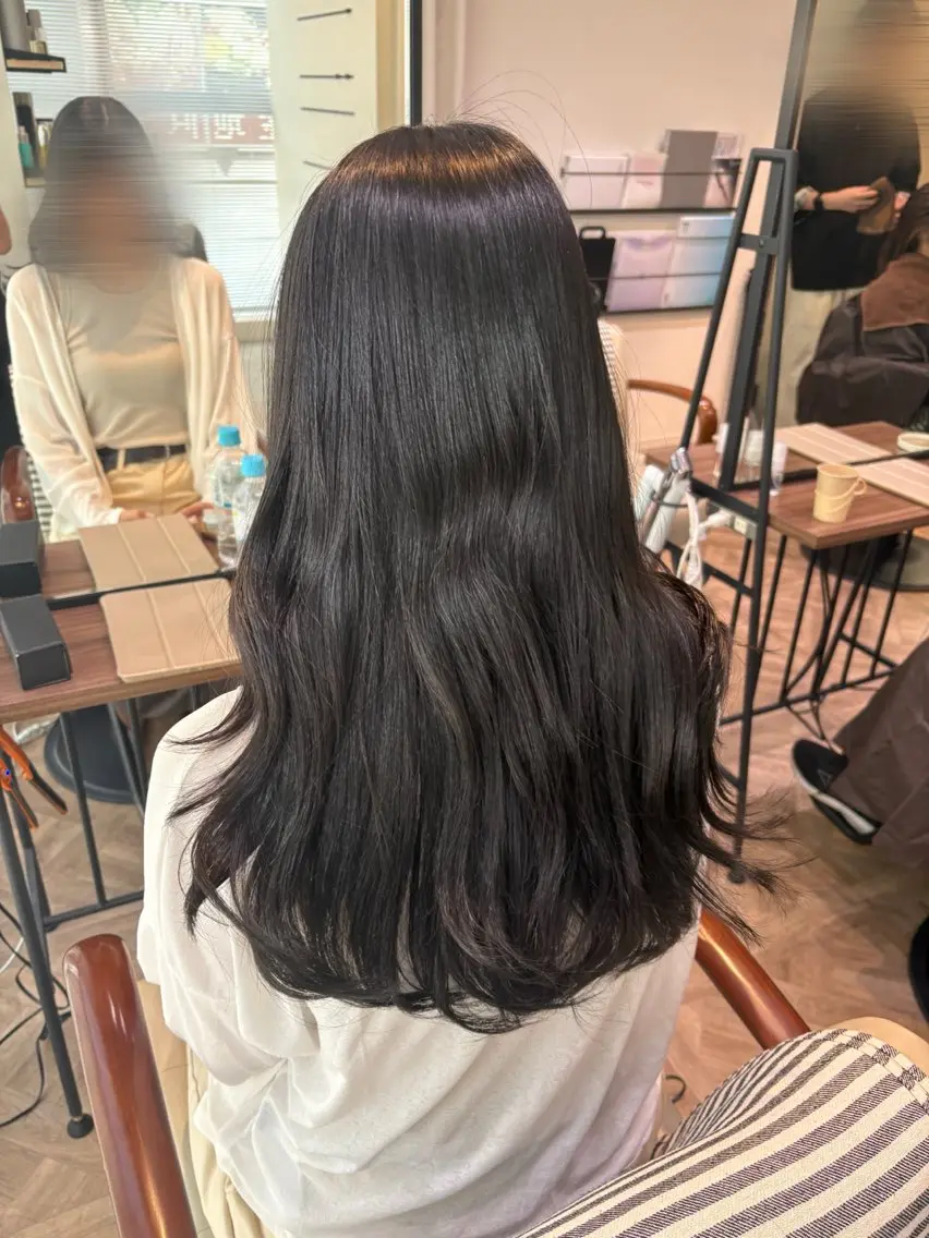 ロング カラー カット ヘアカラー 新宿|透明感・艶カラ ー|顔周り特化🌷のヘアスタイル